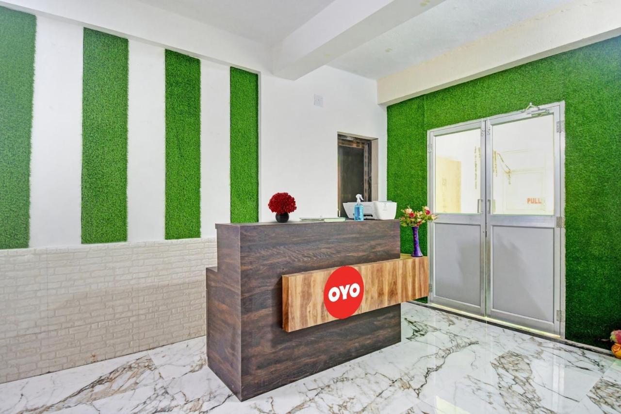 Oyo The Green Akress Bhubaneswar Exterior photo