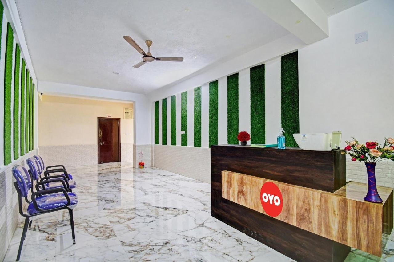 Oyo The Green Akress Bhubaneswar Exterior photo